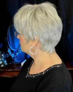 Crushing On Casual Elite By Raquel Welch | Mono Top 29 Crushing On Casual Elite By Raquel Welch | Mono Top -Beautique Hair Shop CrushingonCasualEliteColor5660silvermistleftside