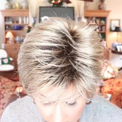 Sparkle Petite Wig By Raquel Welch -Beautique Hair Shop Facetune 14 12 2019 16 38 57 3fac38e5 fbb1 4a8a 8581 7ec1995254db