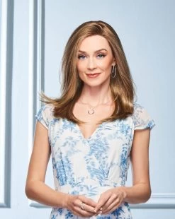 Falling For You Wig By Gabor 23 Falling For You Wig By Gabor -Beautique Hair Shop GB FallingForYou Model Front3