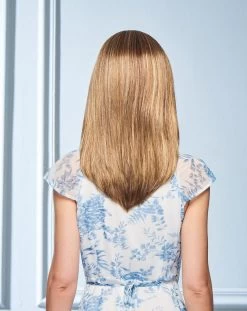 Falling For You Wig By Gabor 27 Falling For You Wig By Gabor -Beautique Hair Shop GB FallingForYou Model Side3