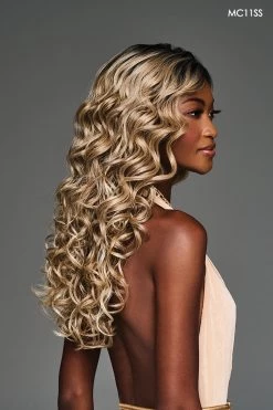 Laila Wig By Kim Kimble | Heat-Friendly Synthetic -Beautique Hair Shop KK Laila Model2 Side2