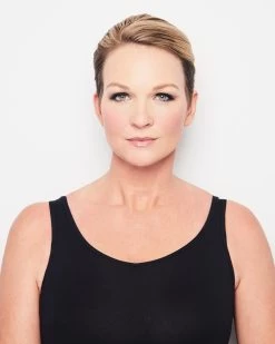 Lyric Top Piece By Raquel Welch -Beautique Hair Shop RW Model Before