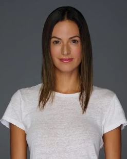 Top Billing 16" Human Hair Topper By Raquel Welch | Mono Top 27 Top Billing 16" Human Hair Topper By Raquel Welch | Mono Top -Beautique Hair Shop RW TopBillingHumanHair16 Model Before1