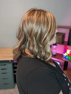 Crave The Wave Topper By Raquel Welch -Beautique Hair Shop RWCravetheWaveSSIcedCafeLatteSide1