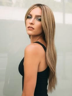 Glamour And More Wig By Raquel Welch | Double Mono Top -Beautique Hair Shop RW Glamour More SS12 22.1