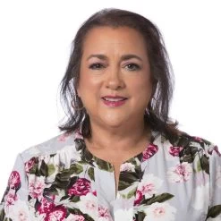 Total Topper By Toni Brattin | Heat Friendly Synthetic -Beautique Hair Shop TB TotalTopper Product Before1