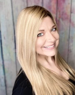 Blake Wig By Jon Renau | Large Cap -Beautique Hair Shop image00004 bf443fe7 1b47 4d04 97ea a96eb2880491