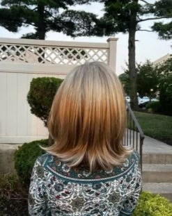 Sam Wig By Envy | Mono Top 32 Sam Wig By Envy | Mono Top -Beautique Hair Shop samenvydarkblondeback